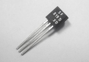 Transistor  SF819D