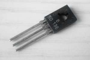 Transistor BD136; BD136B